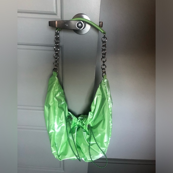 Urban Outfitters NWOT Neon SAMMI Hobo bag - Picture 2 of 9